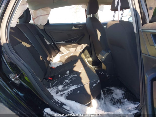 3VWC57BU4MM038483 Volkswagen Jetta Comfortline