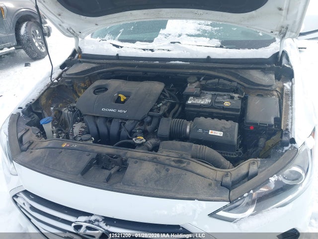 5NPD74LF7HH159763 Hyundai Elantra Le