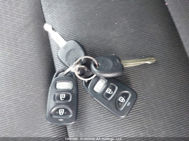 5NPD74LF7HH159763 Hyundai Elantra Le