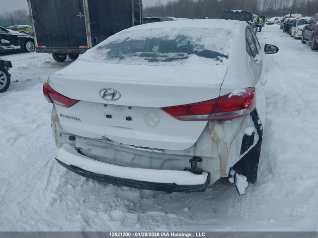 5NPD74LF7HH159763 Hyundai Elantra Le