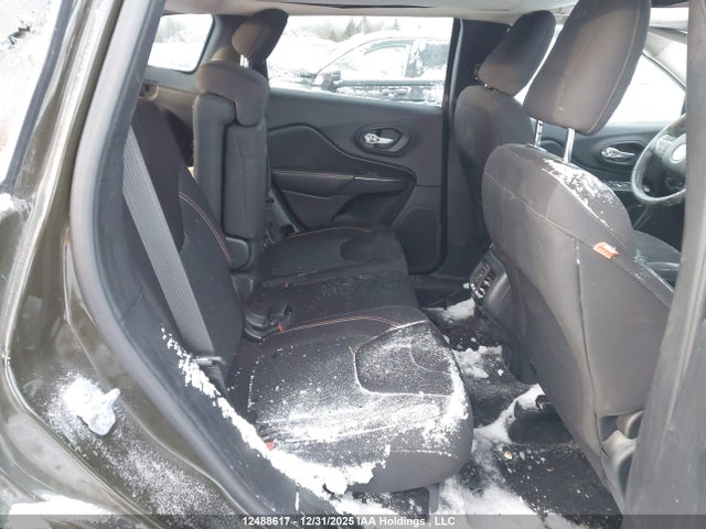 Jeep Cherokee North 2017 1C4PJMCS2HW544248 Image 8