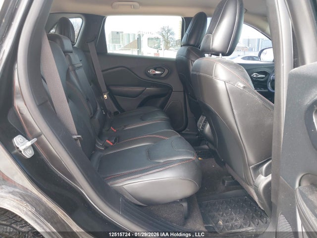 1C4PJMBS2FW684881 Jeep Cherokee Trailhawk