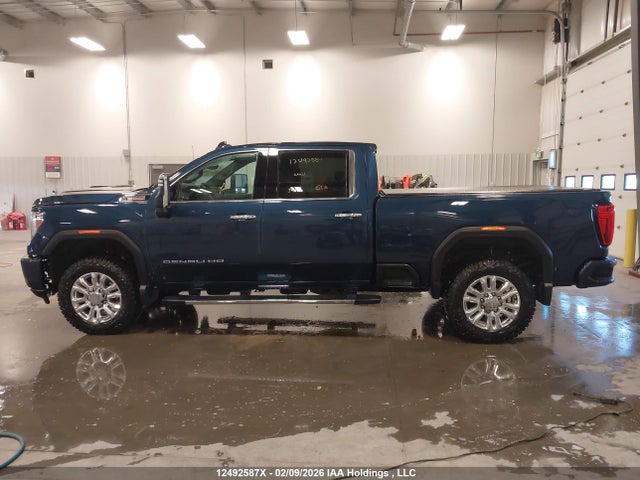1GT49WEY1NF282775 GMC Sierra 3500hd Denali