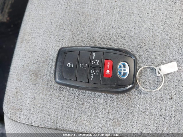 2025 Toyota Sienna Le 8-passenger მანქანა იყიდება აუქციონზე, vin: 5TDGSKFC4SS197213, აუქციონის ნომერი: 12538614