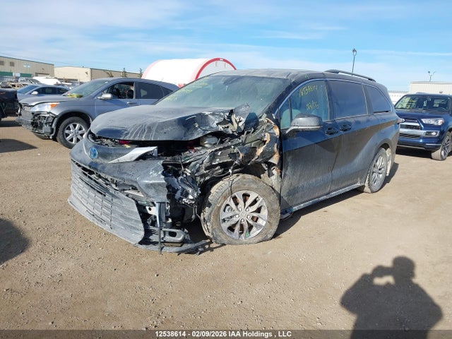 2025 Toyota Sienna Le 8-passenger მანქანა იყიდება აუქციონზე, vin: 5TDGSKFC4SS197213, აუქციონის ნომერი: 12538614