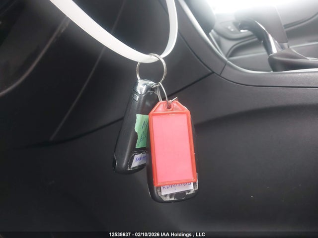 2GNAXKEV2K6158163 Chevrolet EQUINOX LT