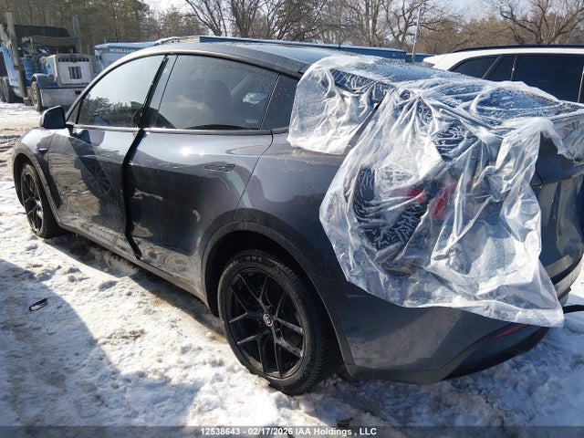 7SAYGDEE0PF780235 Tesla Model Y Long Range