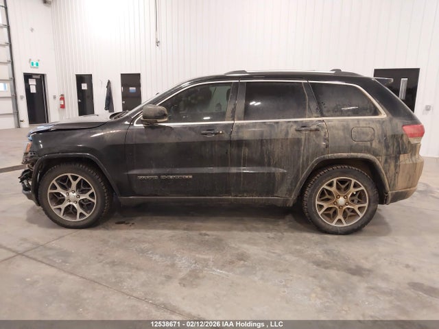 1C4RJFBG1JC244581 Jeep Grand Cherokee Limited