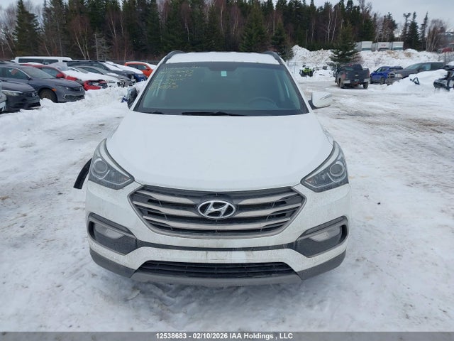 5XYZUDLB0HG470115 Hyundai Santa Fe Sport 2.4 Premium