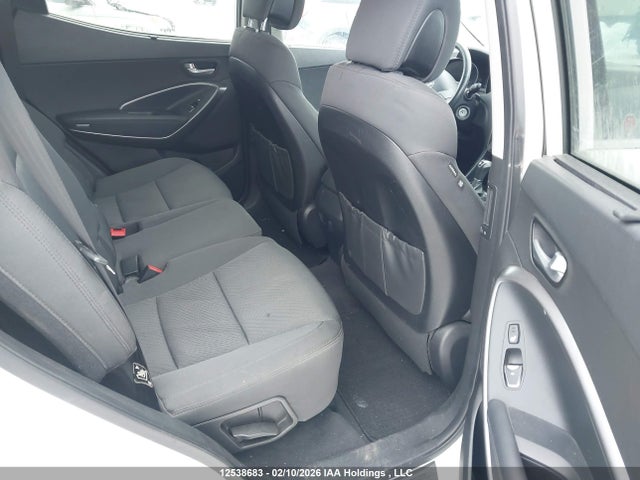 5XYZUDLB0HG470115 Hyundai Santa Fe Sport 2.4 Premium