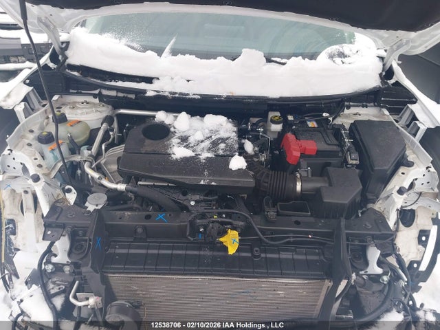 JN8BT3BB3RW443662 Nissan Rogue Sv Moonroof