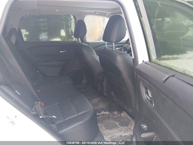 JN8BT3BB3RW443662 Nissan Rogue Sv Moonroof