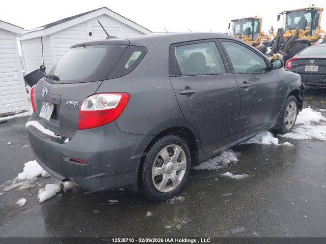 12538710 :رقم المزاد ، 2T1KU4EE5AC490290 vin ، 2010 Toyota Matrix Wagon مزاد بيع
