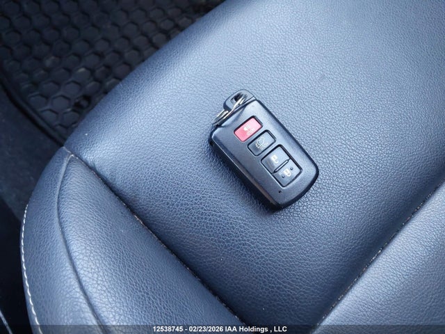 Toyota Rav4 Limited 2015 2T3DFREV9FW318860 Image 11