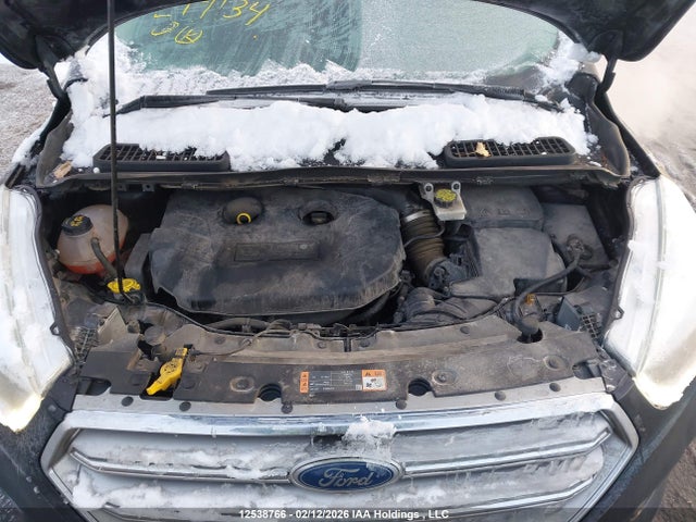 1FMCU0J91HUE19134 Ford Escape Titanium