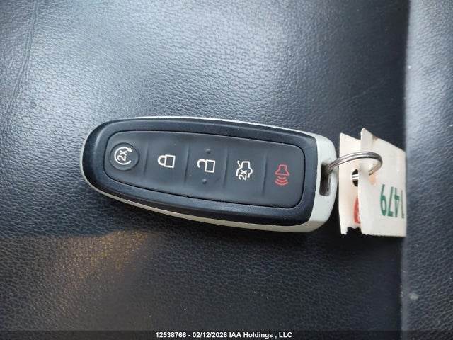 1FMCU0J91HUE19134 Ford Escape Titanium