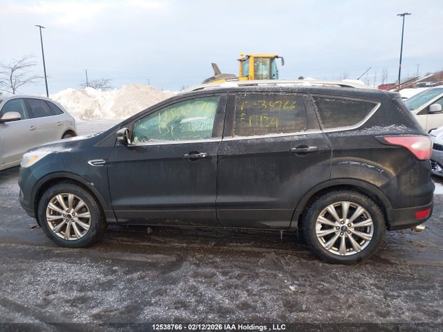 1FMCU0J91HUE19134 Ford Escape Titanium