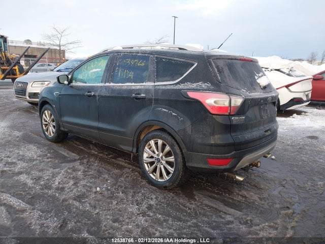 1FMCU0J91HUE19134 Ford Escape Titanium
