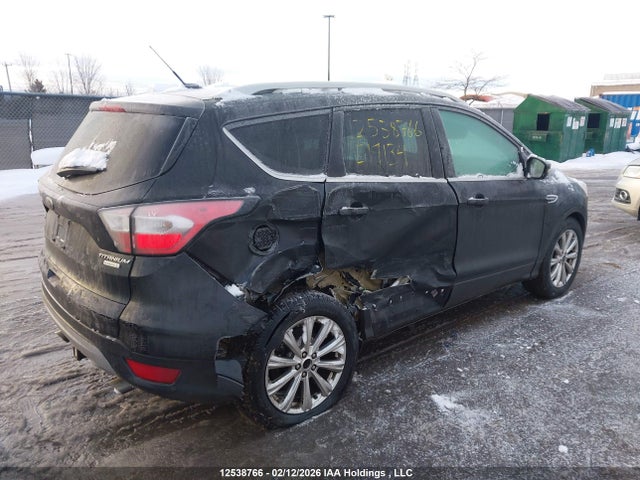 1FMCU0J91HUE19134 Ford Escape Titanium