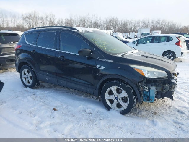 1FMCU9GXXGUA24555 Ford ESCAPE SE
