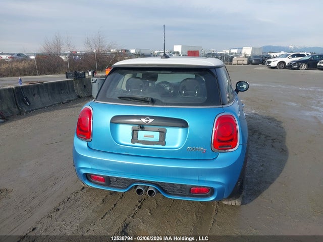 WMWXP7C59G2A43969 Mini 3 Door Cooper S