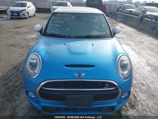 WMWXP7C59G2A43969 Mini 3 Door Cooper S