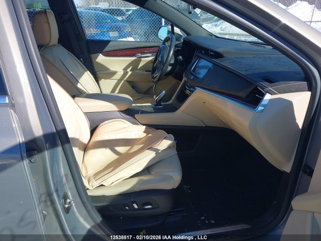 1GYKNDRS9JZ168023 Cadillac XT5 LUXURY