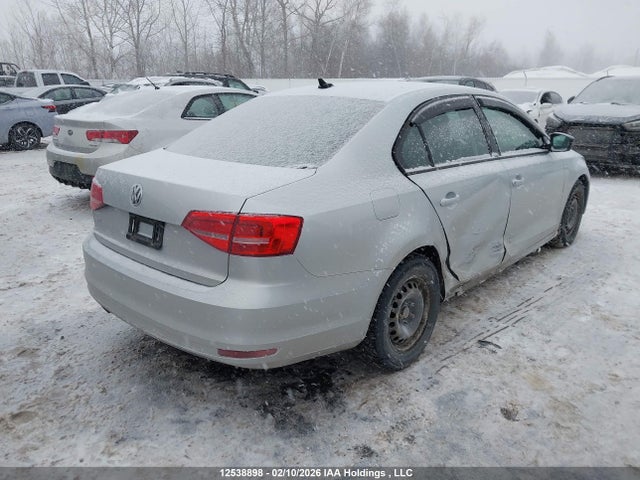 3VW1K7AJ5FM355991 Volkswagen Jetta 2.0l Trendline/2.0l Trendline+