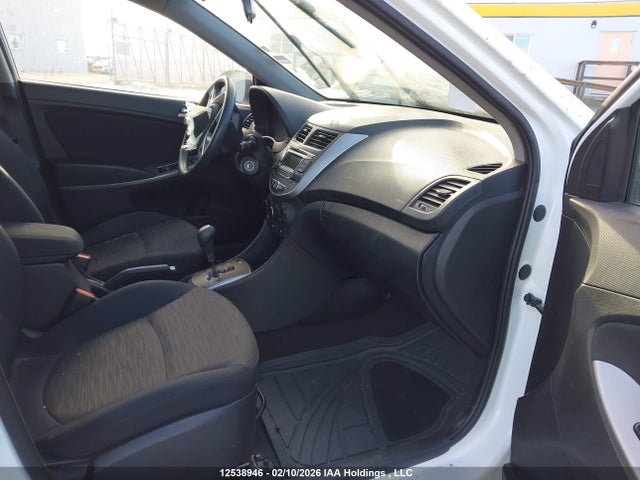 KMHCT5AE4HU339551 Hyundai ACCENT SE