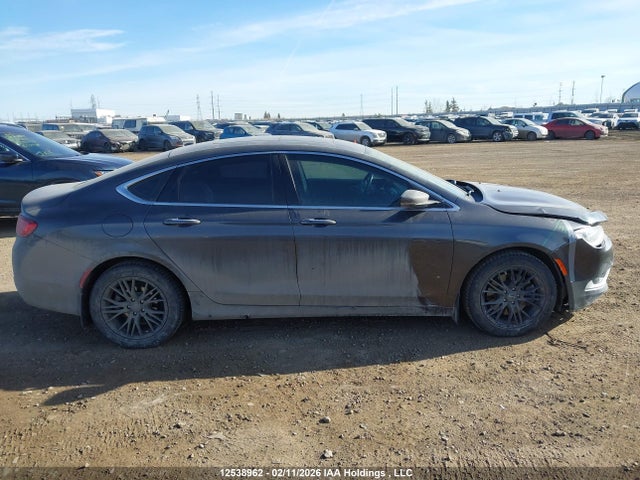 Chrysler 200 C 2016 1C3CCCCG2GN193686 Image 14