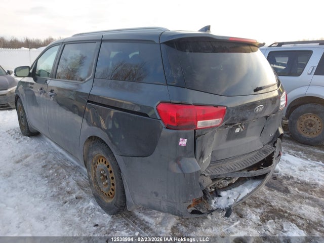KNDMB5C17J6358398 KIA Sedona