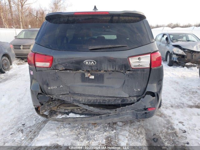 KNDMB5C17J6358398 KIA Sedona
