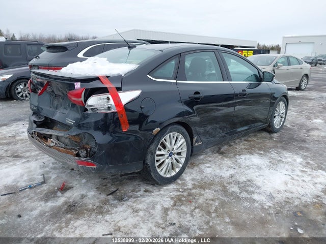 1FADP3J28GL286919 Ford Focus Titanium