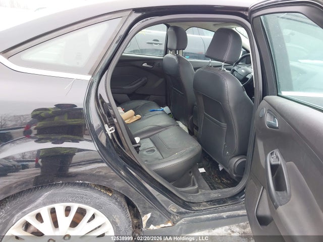 1FADP3J28GL286919 Ford Focus Titanium