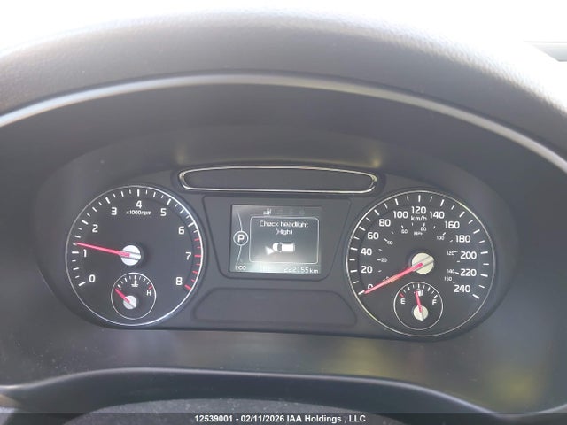 5XYPG4A37HG225824 KIA Sorento 2.4l Lx