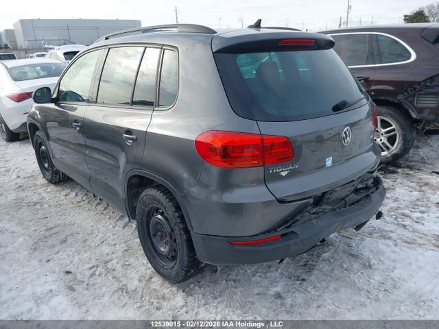 WVGJV7AXXFW554853 Volkswagen Tiguan S/se/sel/r-line