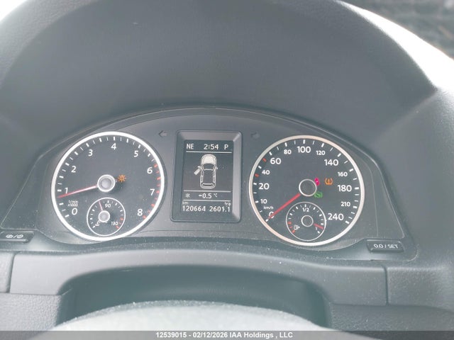 WVGJV7AXXFW554853 Volkswagen Tiguan S/se/sel/r-line
