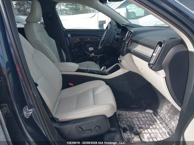 YV4162UL3L2263866 Volvo Xc40 T5 Inscription
