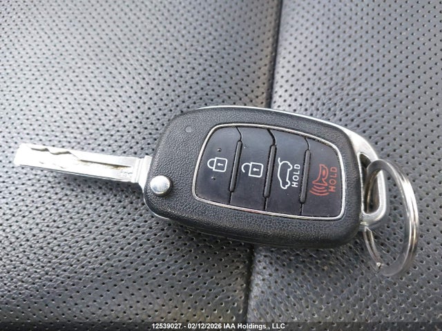 KM8J3CA40HU551589 Hyundai TUCSON SE