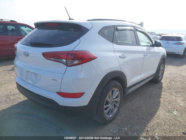 KM8J3CA40HU551589 Hyundai TUCSON SE