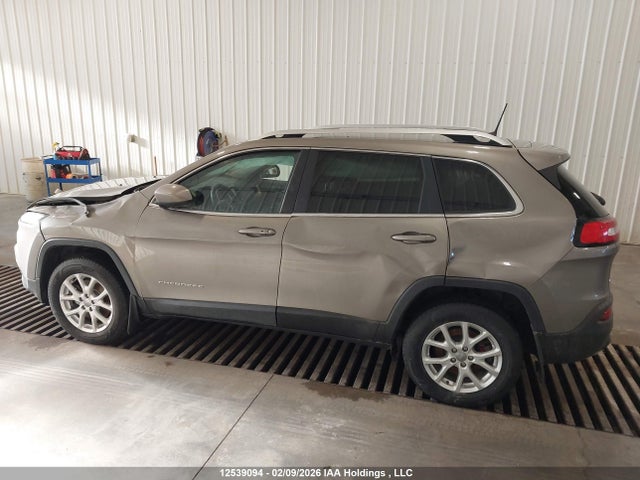 Jeep Cherokee North 2016 1C4PJMCS7GW221487 Image 14