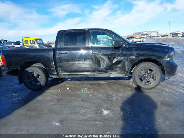 3C6RR7KTXKG679777 RAM 1500 Classic Tradesman