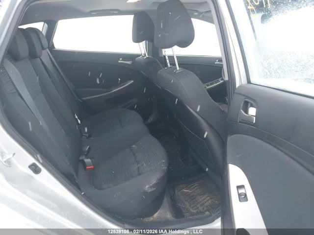 KMHCT5AE4FU222453 Hyundai ACCENT SE