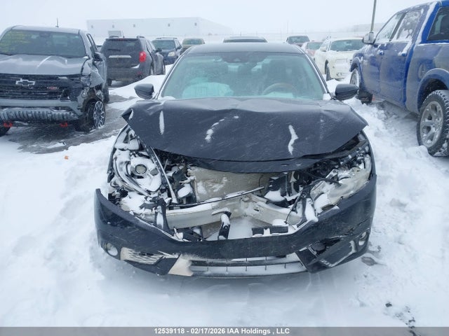 2HGFC2F62JH025635 Honda CIVIC SE