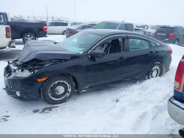 2HGFC2F62JH025635 Honda CIVIC SE