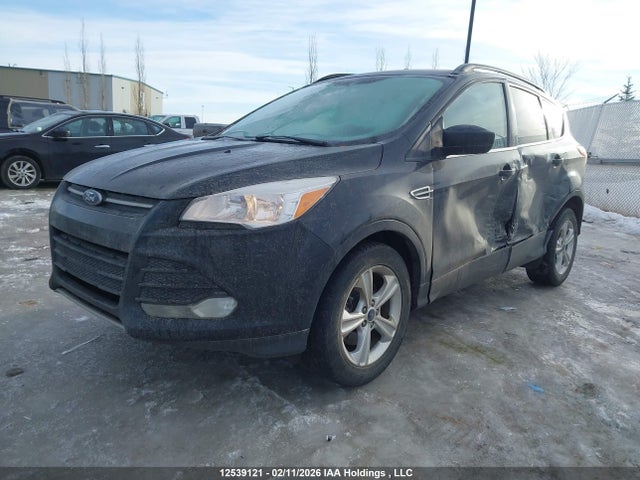 1FMCU9GX0EUE29109 Ford ESCAPE SE
