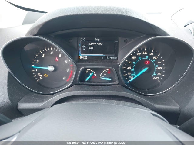 1FMCU9GX0EUE29109 Ford ESCAPE SE