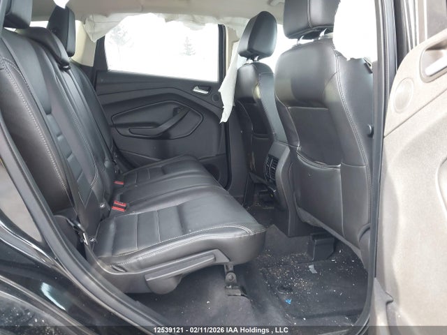 1FMCU9GX0EUE29109 Ford ESCAPE SE