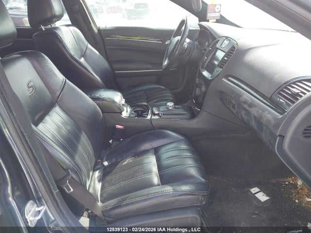 Chrysler 300 S 2018 2C3CCABG5JH226170 Image 5