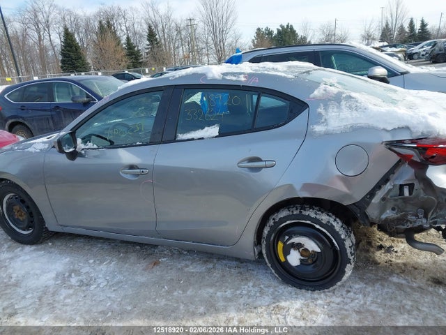 JM1BM1U7XG1332624 Mazda Mazda3 G/gx